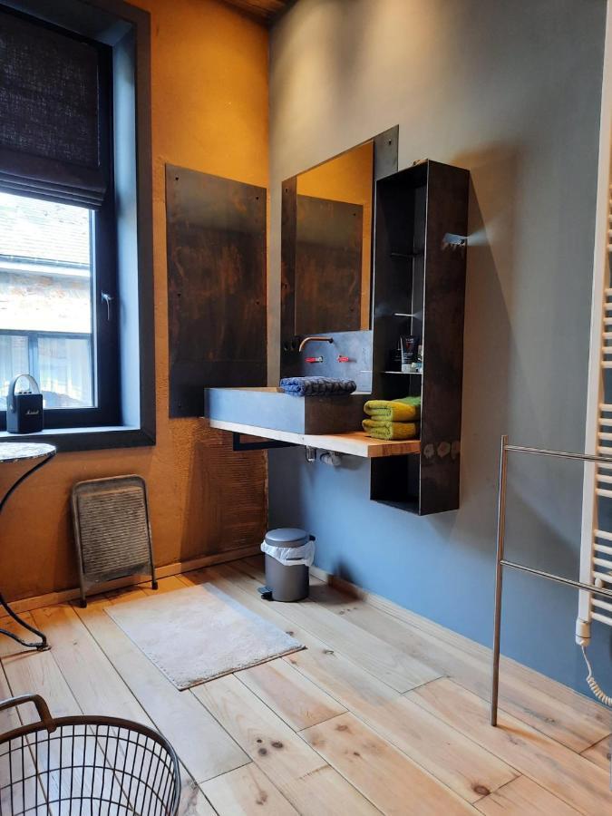 Gîte Redouté agréable maison de ville avec cour intérieure Saint-Hubert Extérieur photo